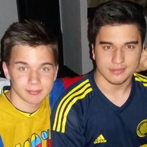 Meet your Posher, Luis f.